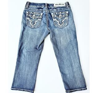 Miss Chic USA Cotton Medium Wash Low Rise Mid Calf Capri Length Denim Jeans